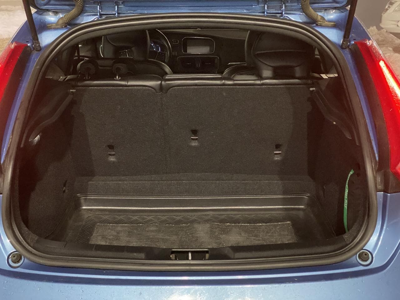 2015 Volvo V40 - 7
