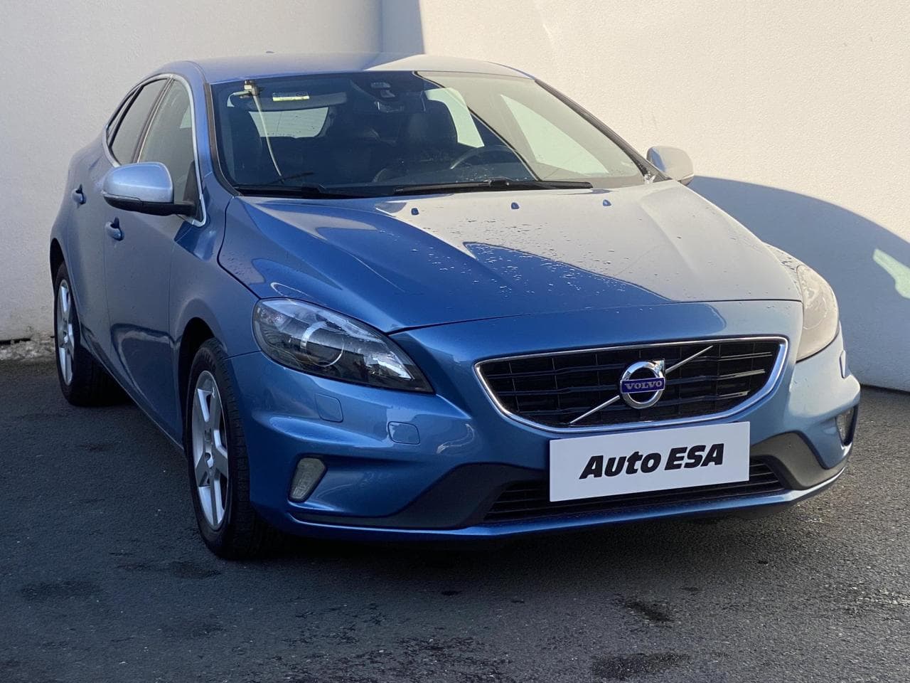 2015 Volvo V40