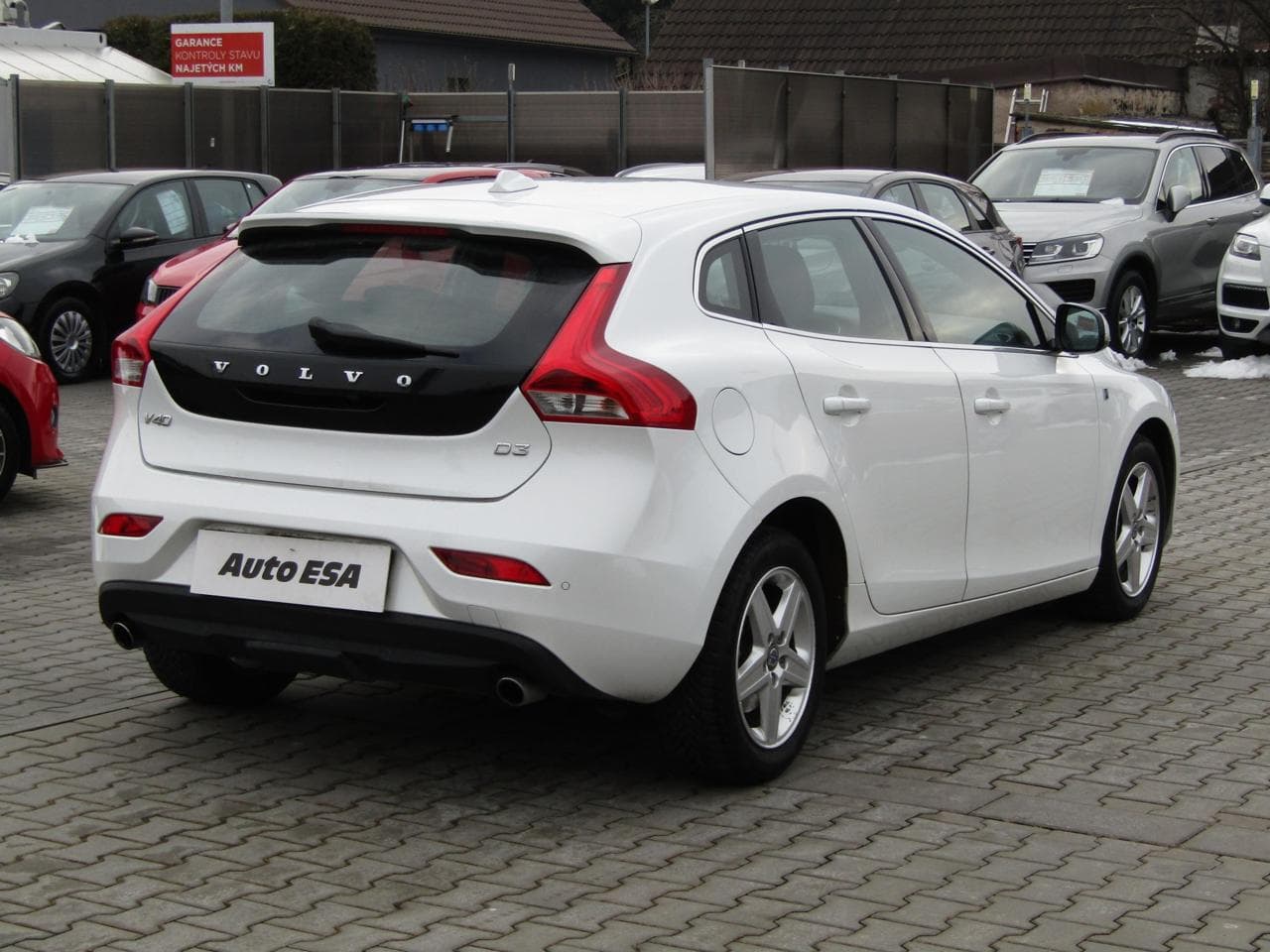 2015 Volvo V40 - 4