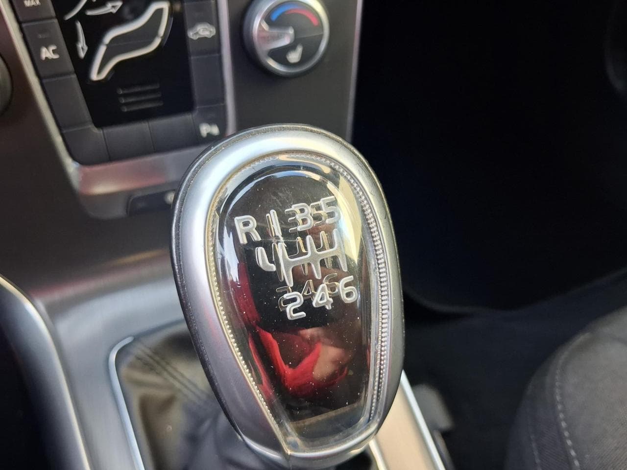 2013 Volvo V40 - 14