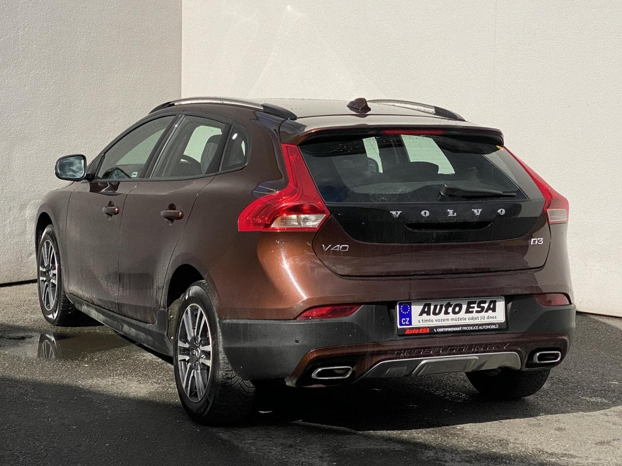 2018 Volvo V40 - 6