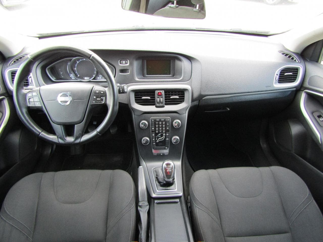 2013 Volvo V40 - 8