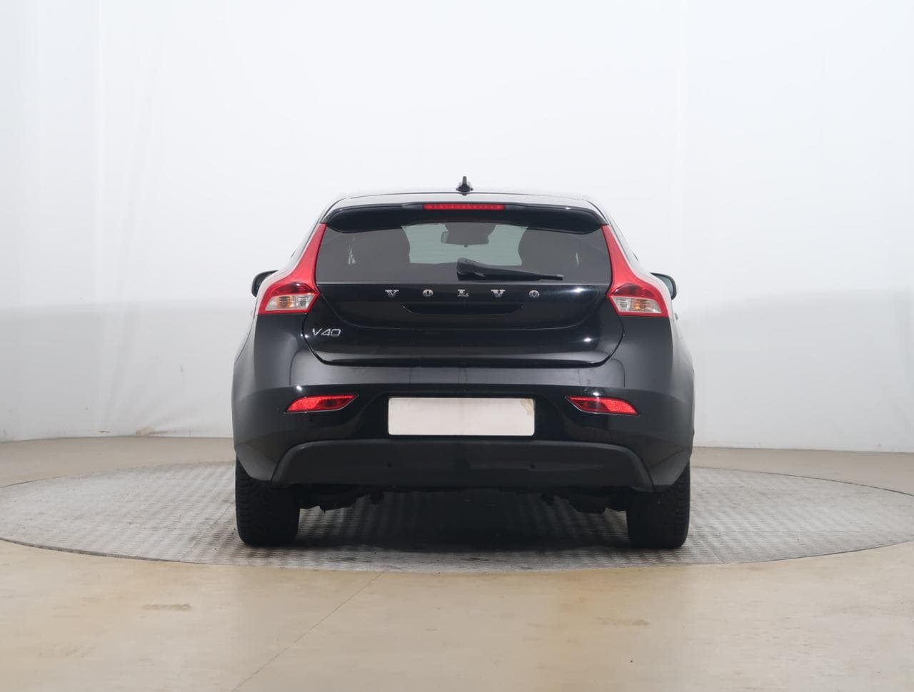 2017 Volvo V40 - 6