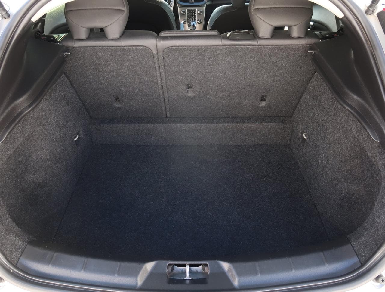 2016 Volvo V40 - 20