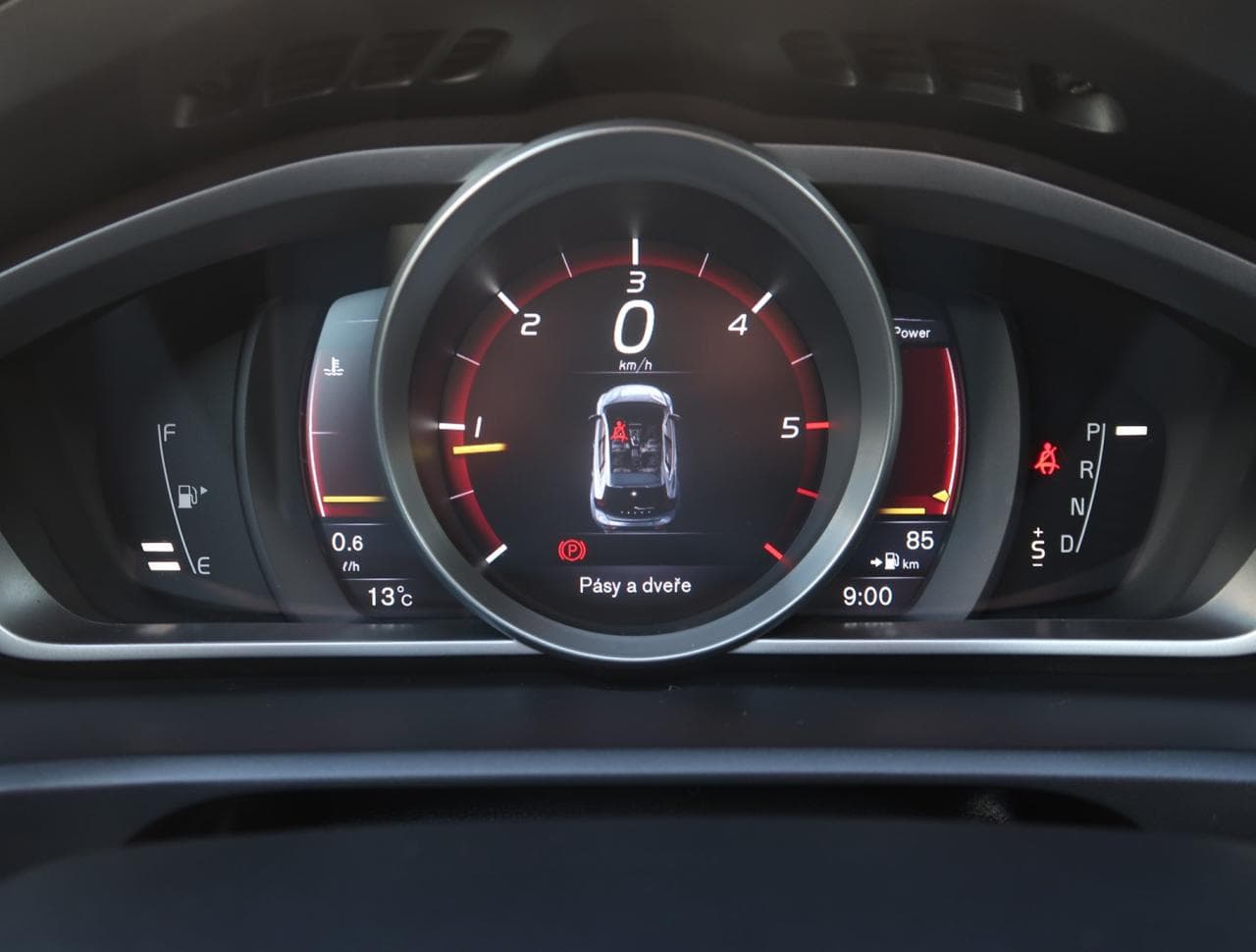 2016 Volvo V40 - 17