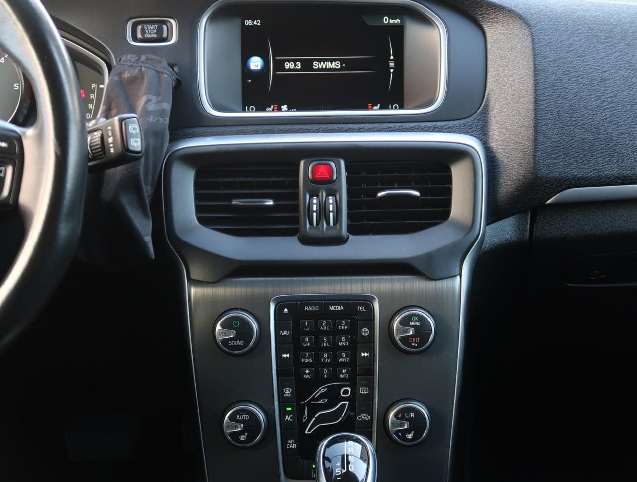 2016 Volvo V40 - 18