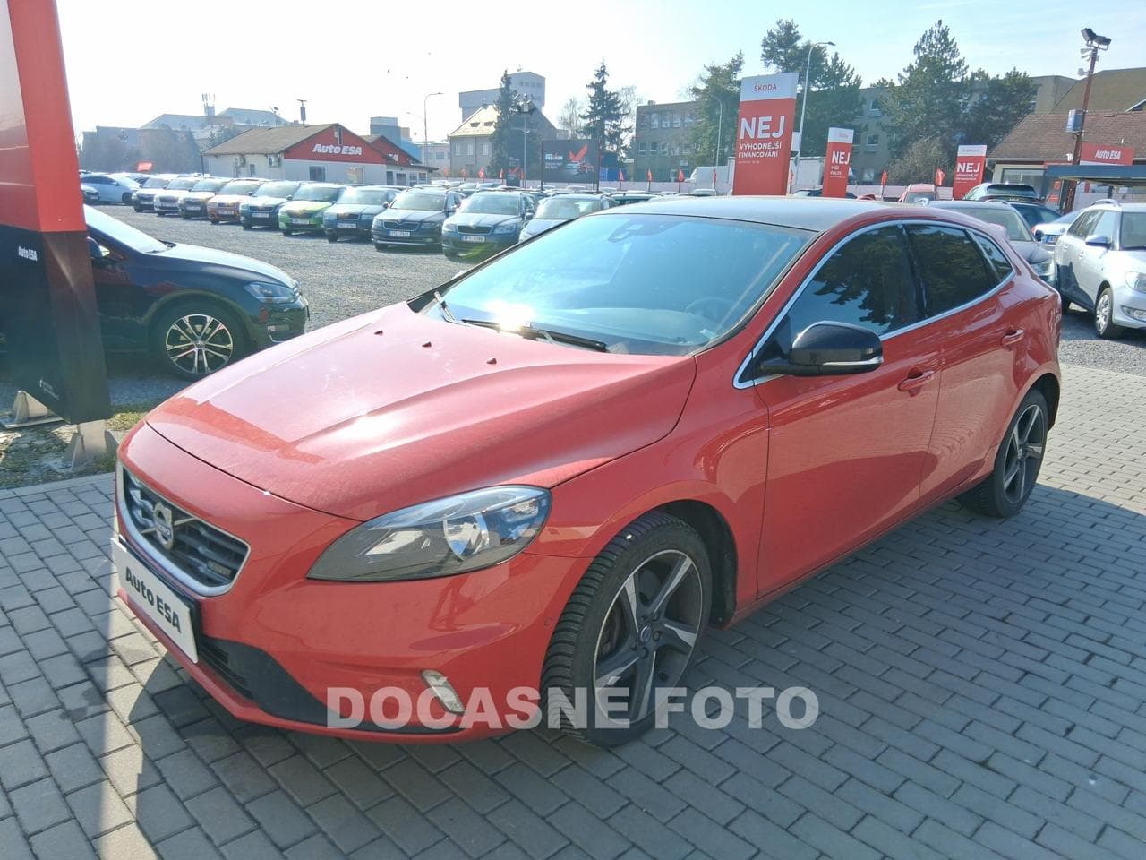 2015 Volvo V40