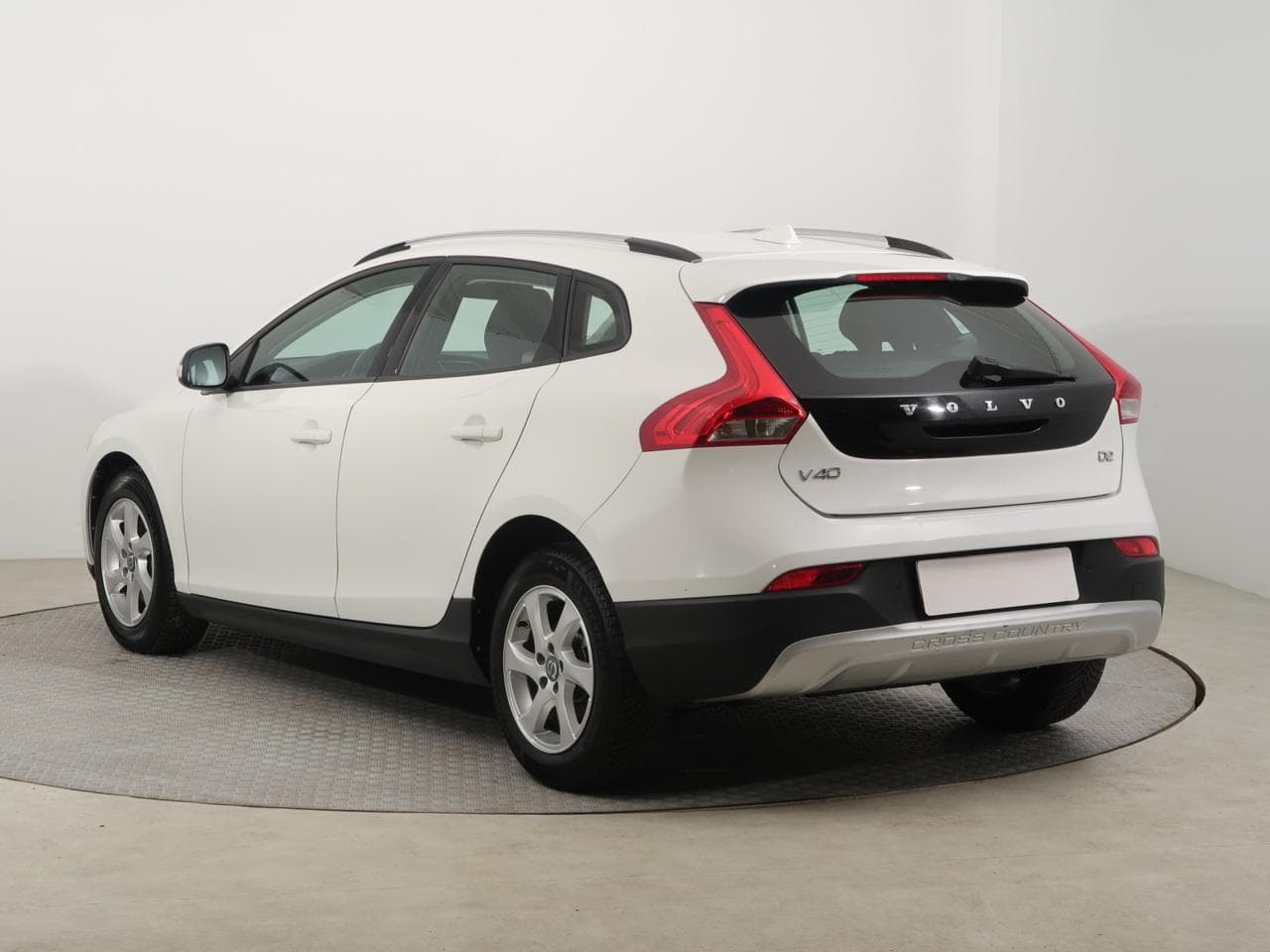 2015 Volvo V40 - 5