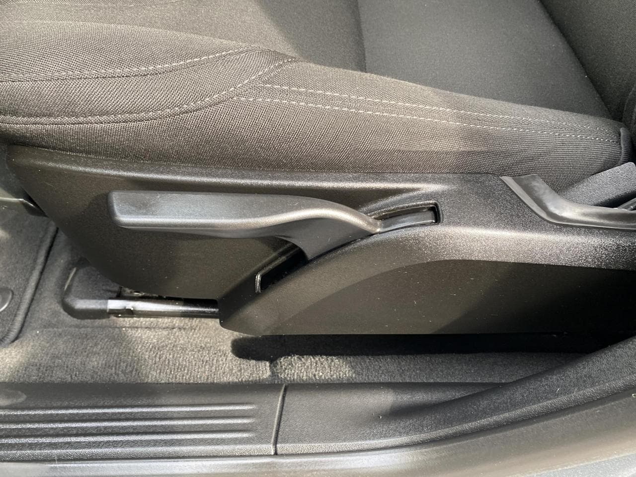 2016 Volvo V40 - 14