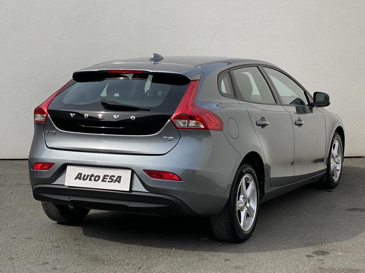 2016 Volvo V40 - 4