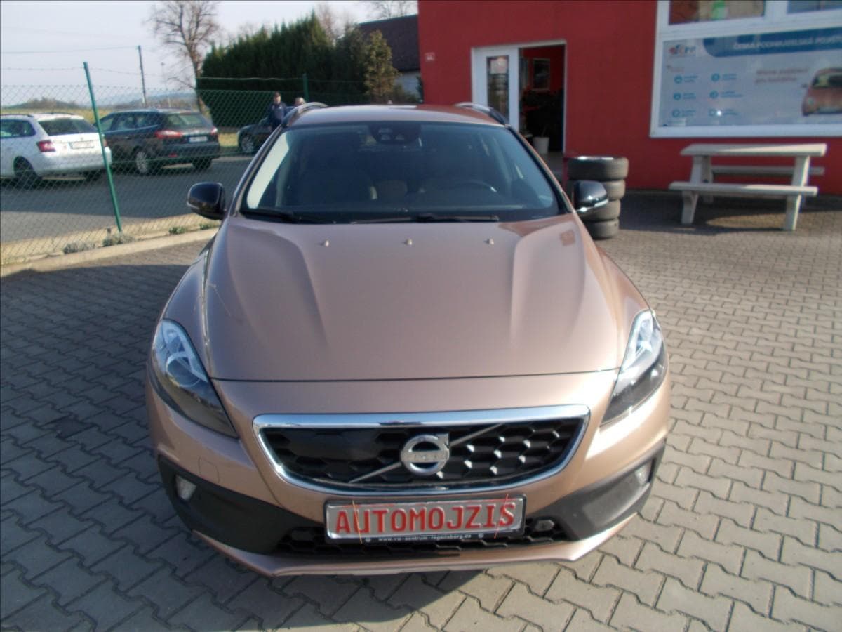 2015 Volvo V40 - 3