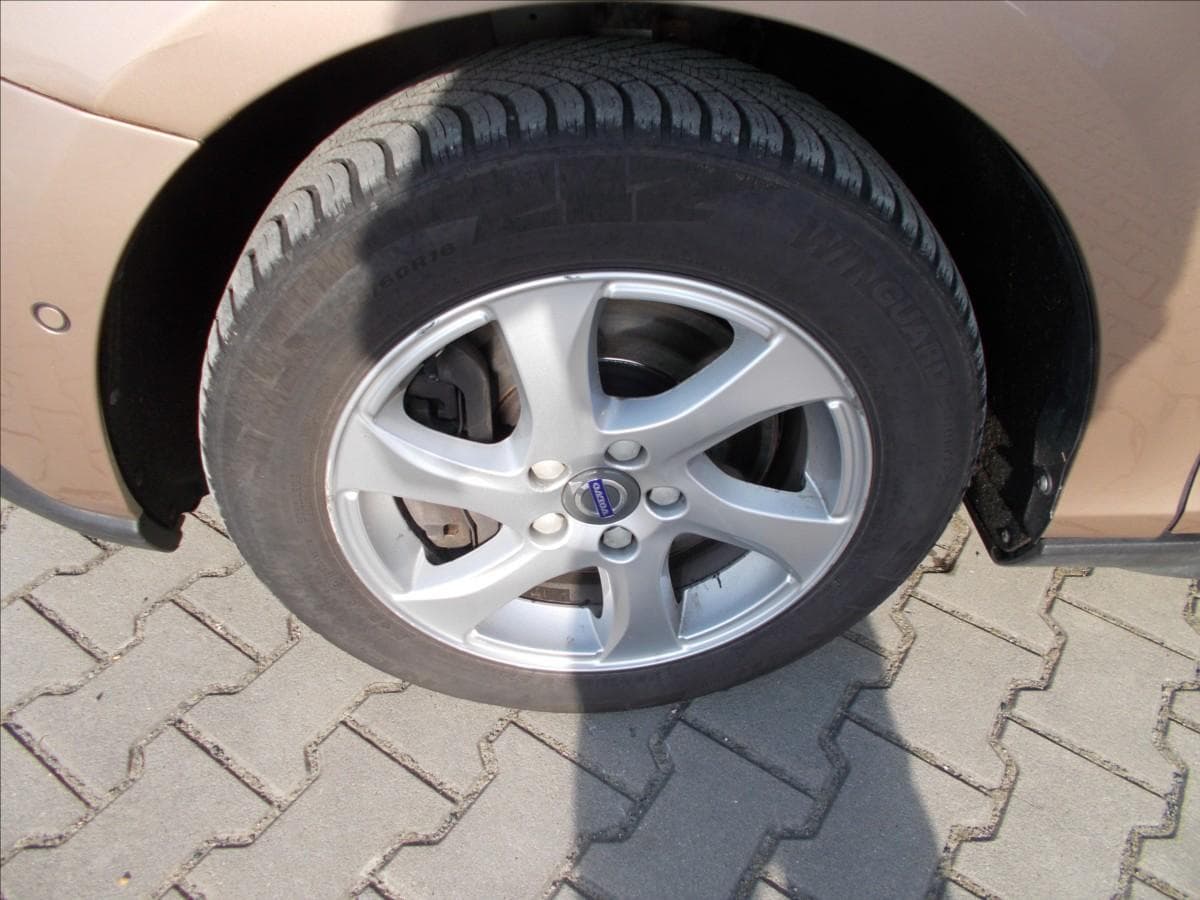 2015 Volvo V40 - 6