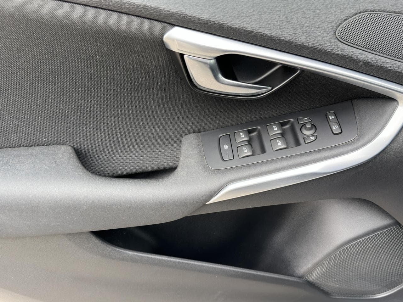 2014 Volvo V40 - 11