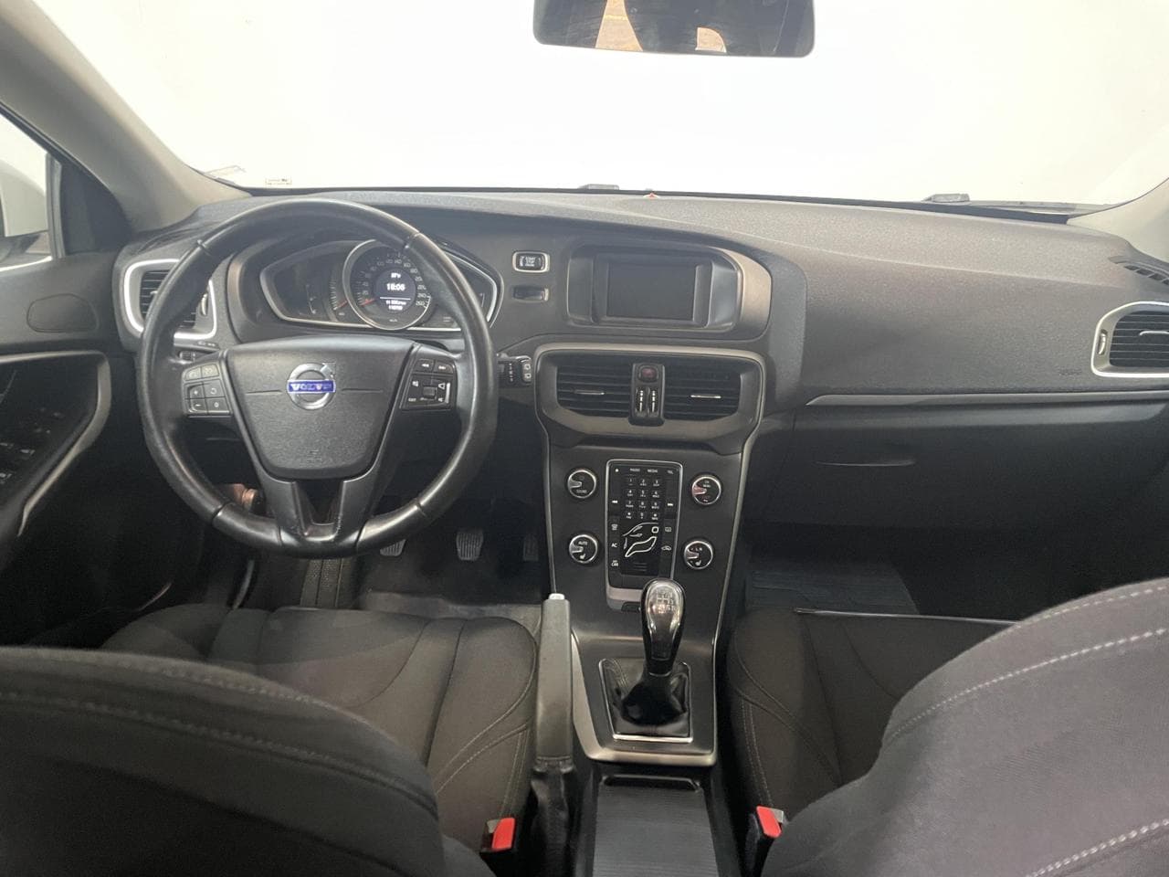2015 Volvo V40 - 7
