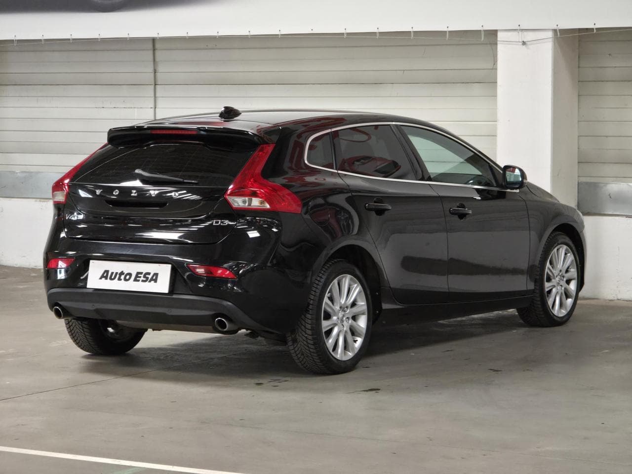 2015 Volvo V40 - 9