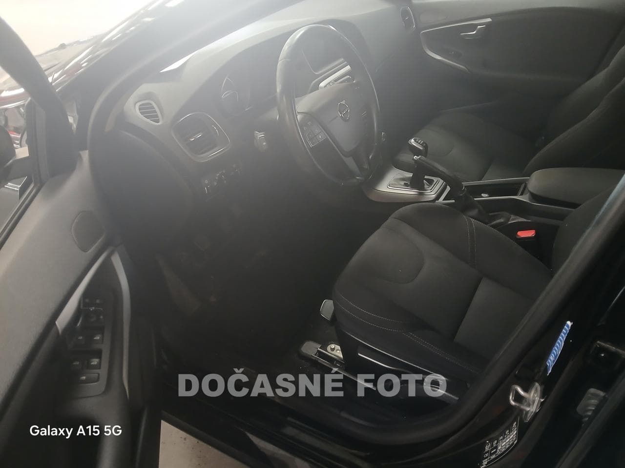 2017 Volvo V40 - 3