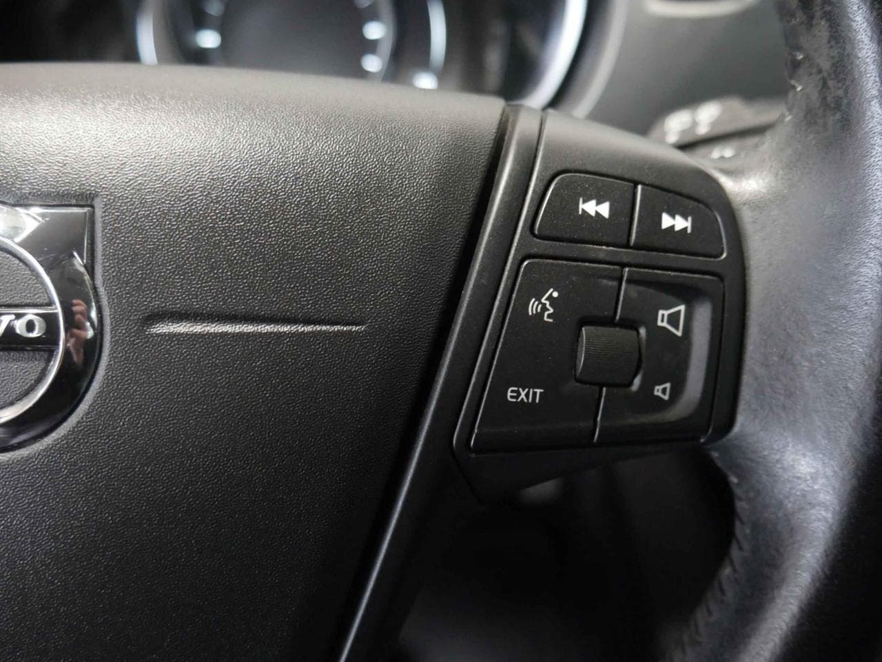2017 Volvo V40 - 15