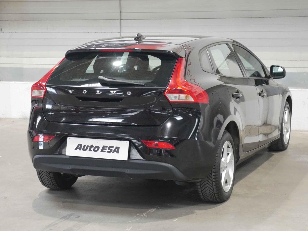 2017 Volvo V40 - 6