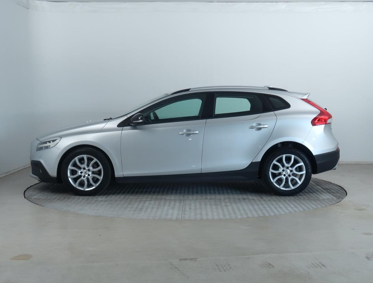 2016 Volvo V40 - 4