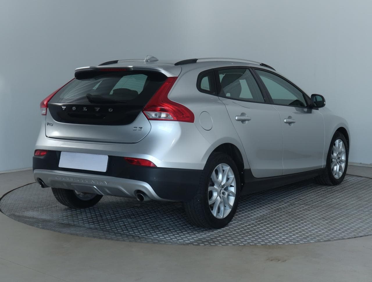 2016 Volvo V40 - 12