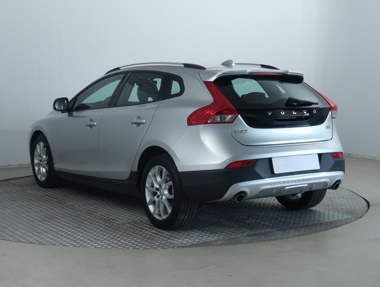 2016 Volvo V40 - 7