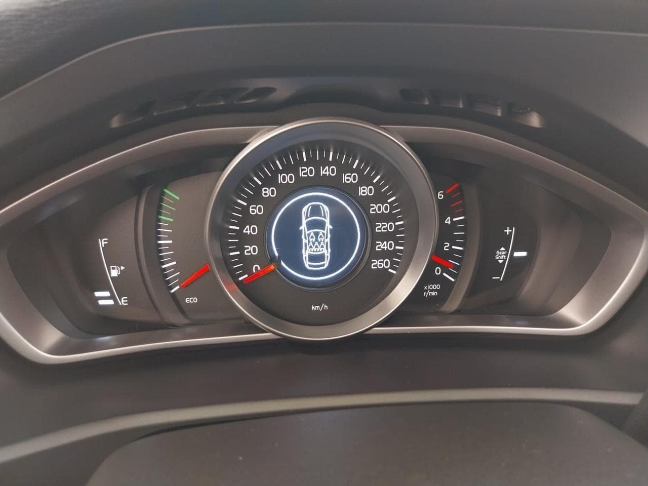 2012 Volvo V40 - 17