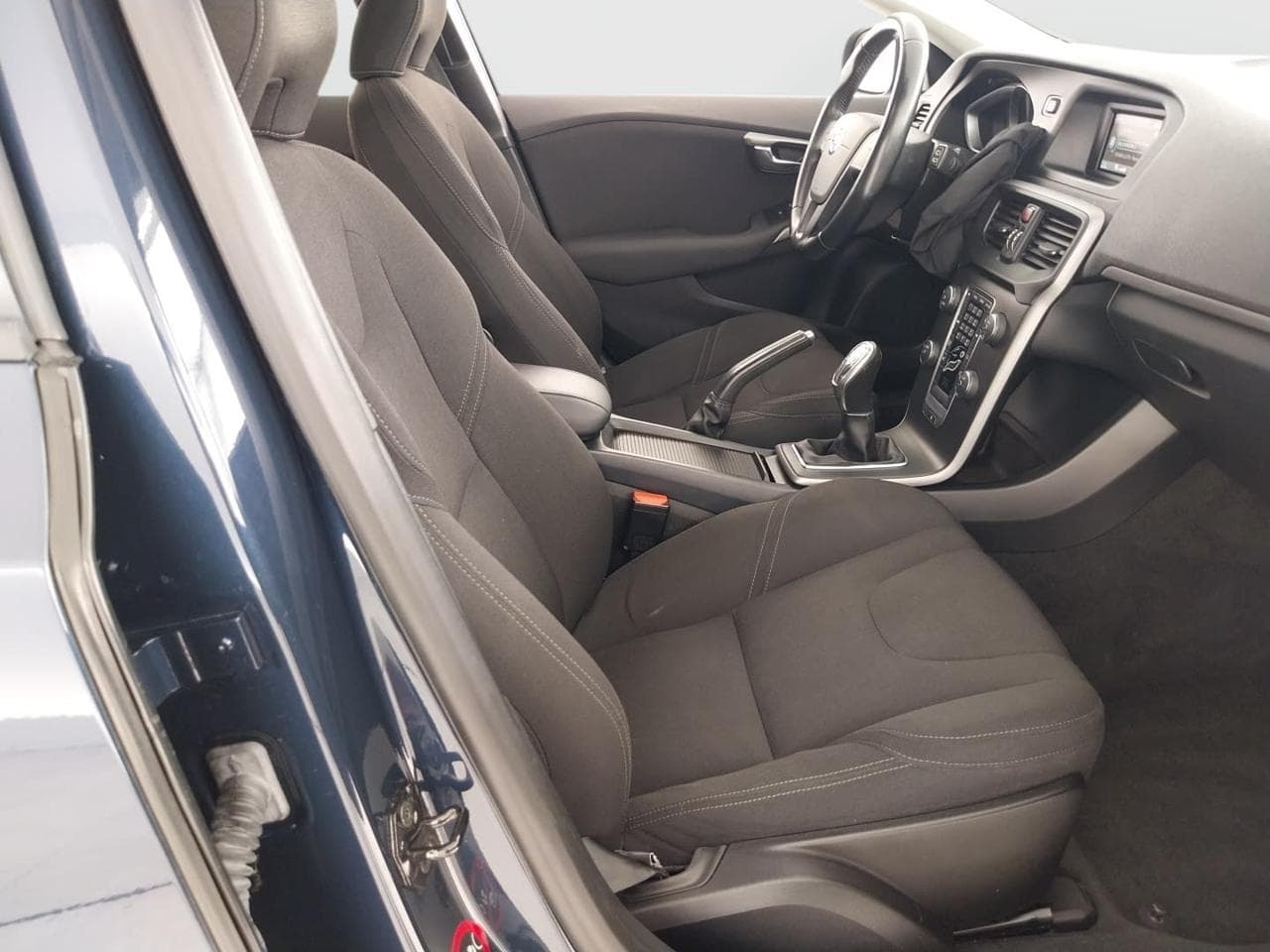 2012 Volvo V40 - 12