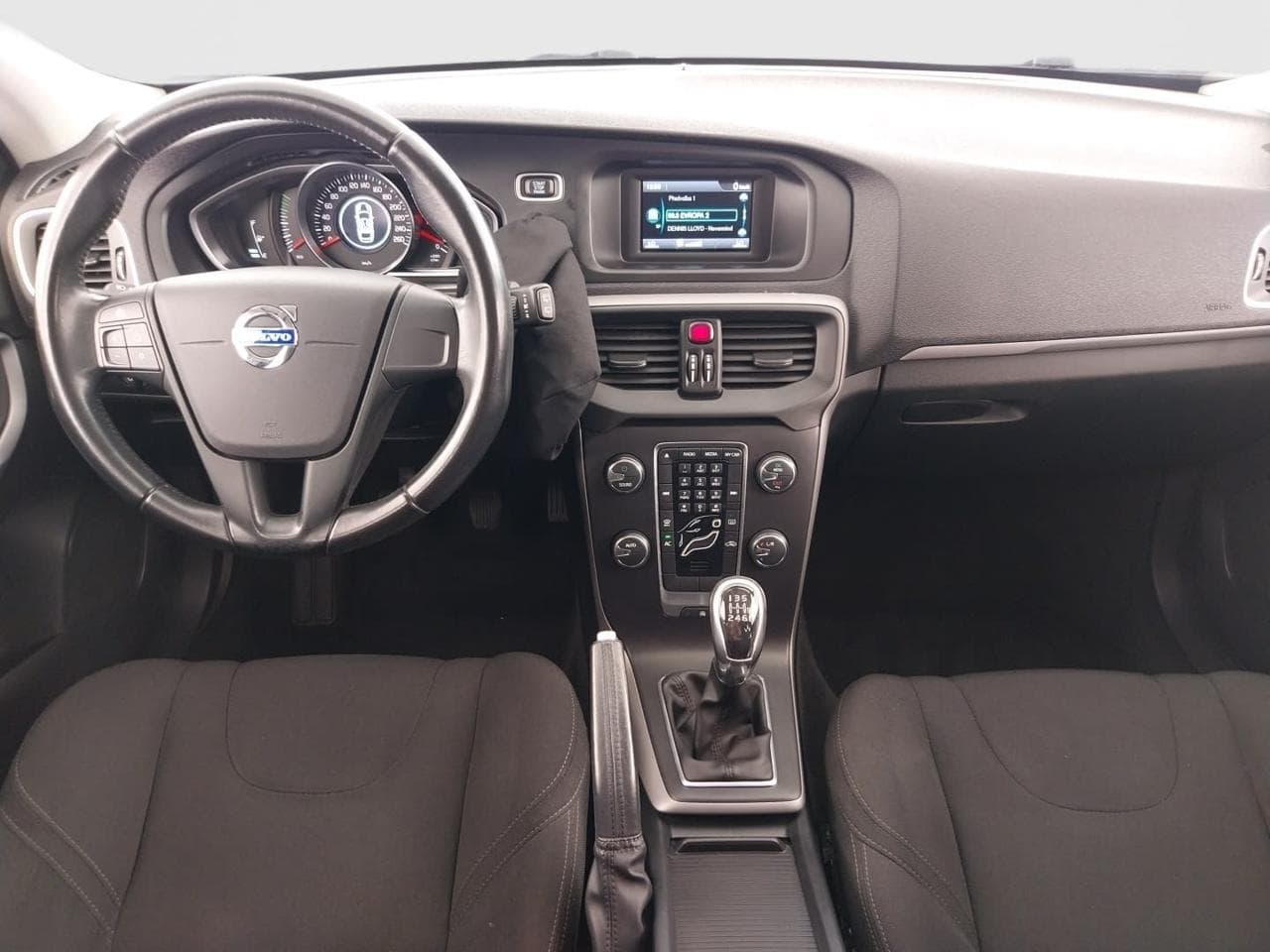 2012 Volvo V40 - 10