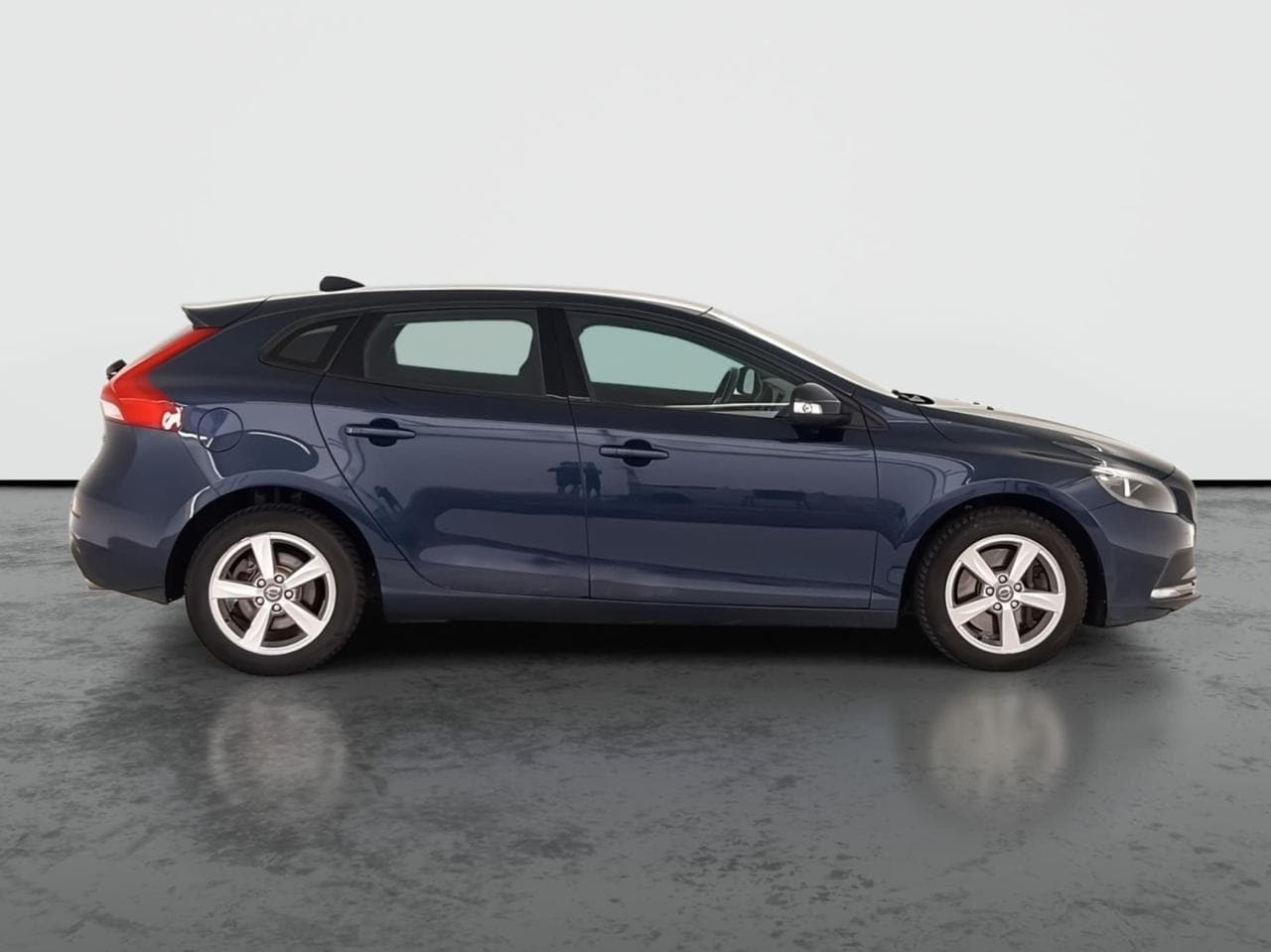 2012 Volvo V40 - 8