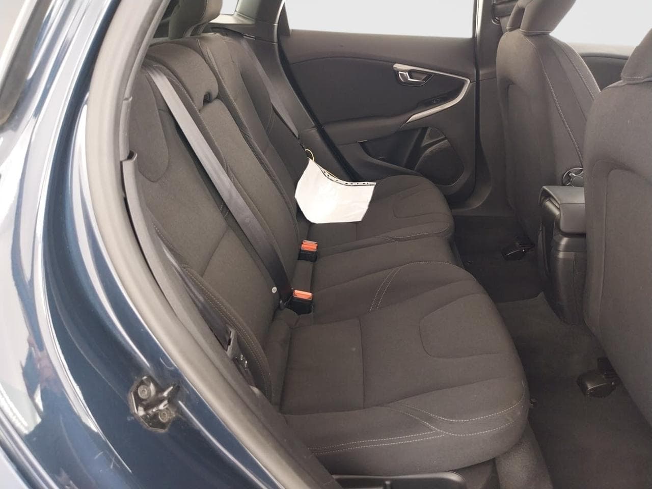 2012 Volvo V40 - 13