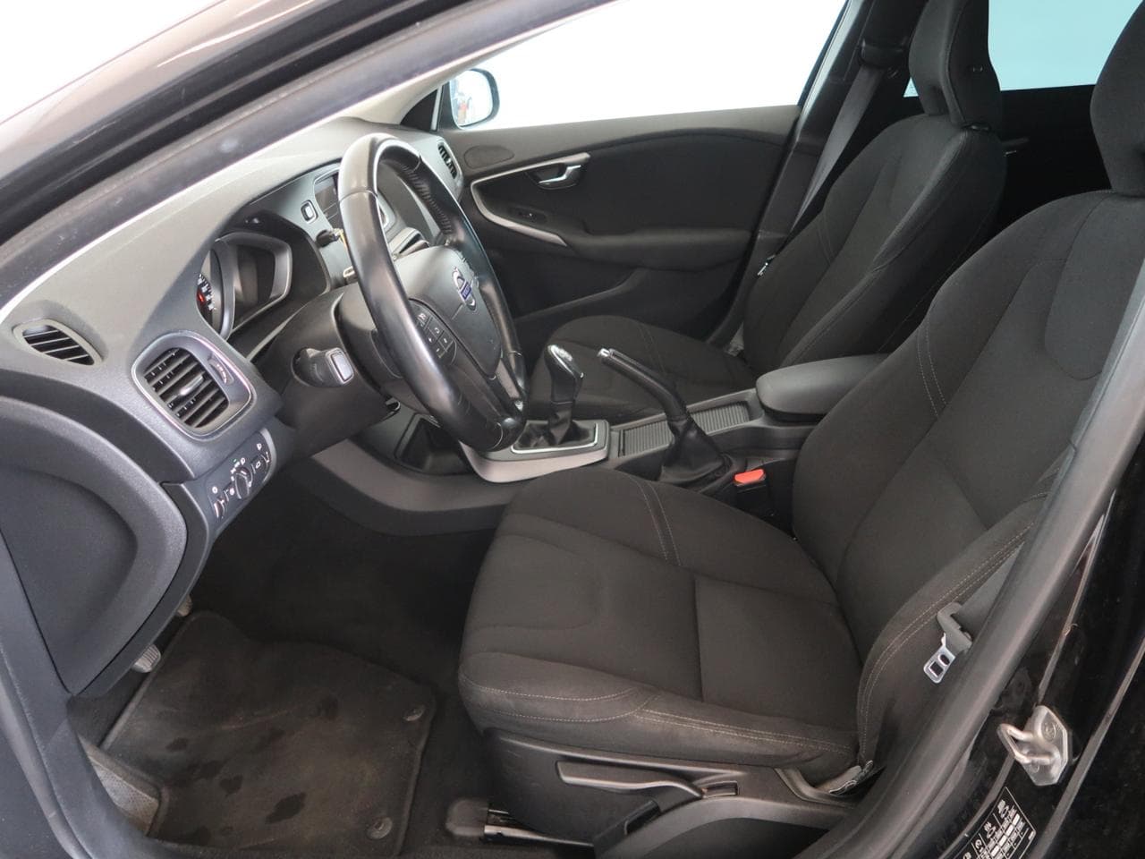 2014 Volvo V40 - 16