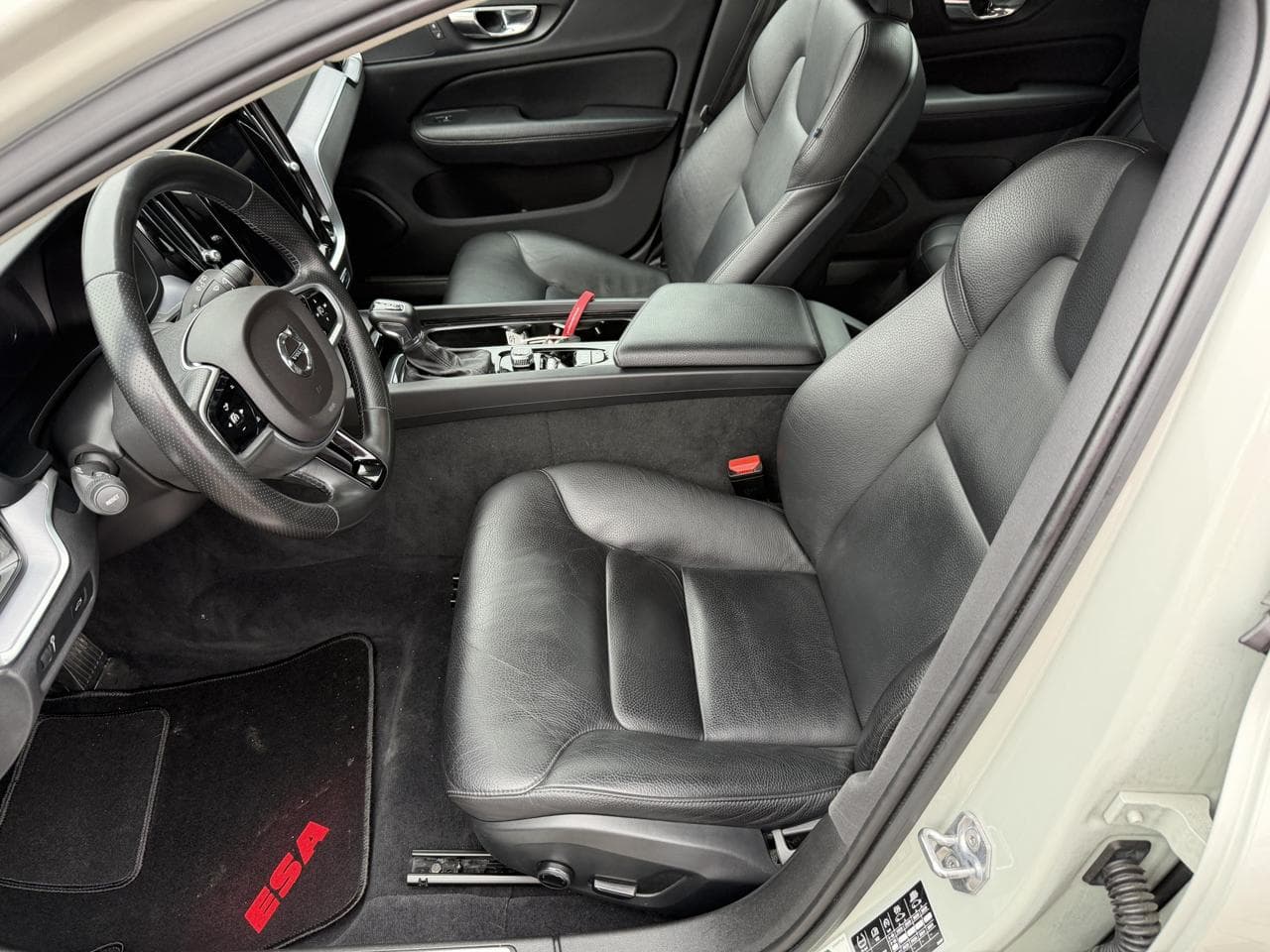 2018 Volvo V60 - 9