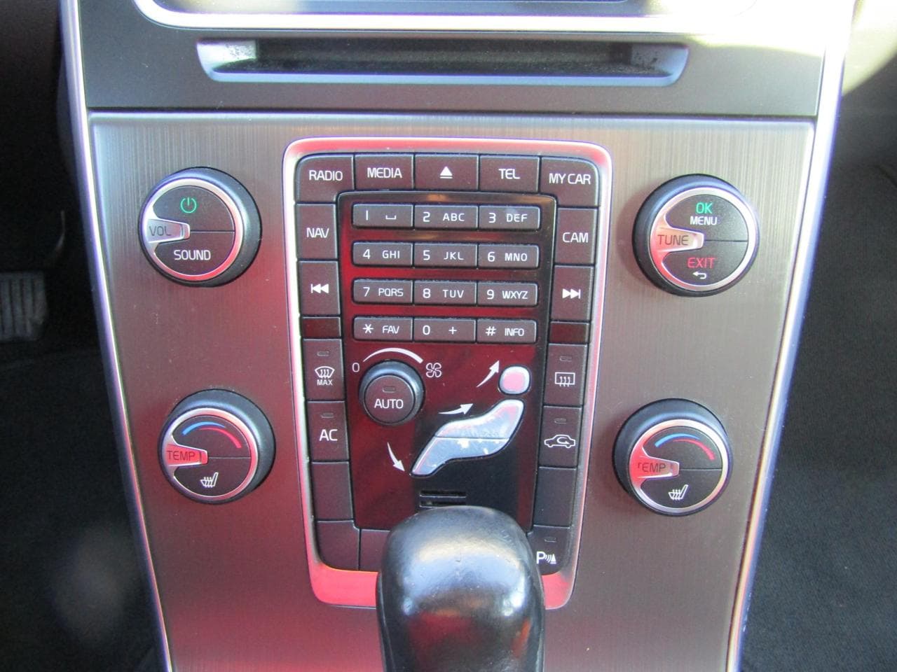 2011 Volvo V60 - 16