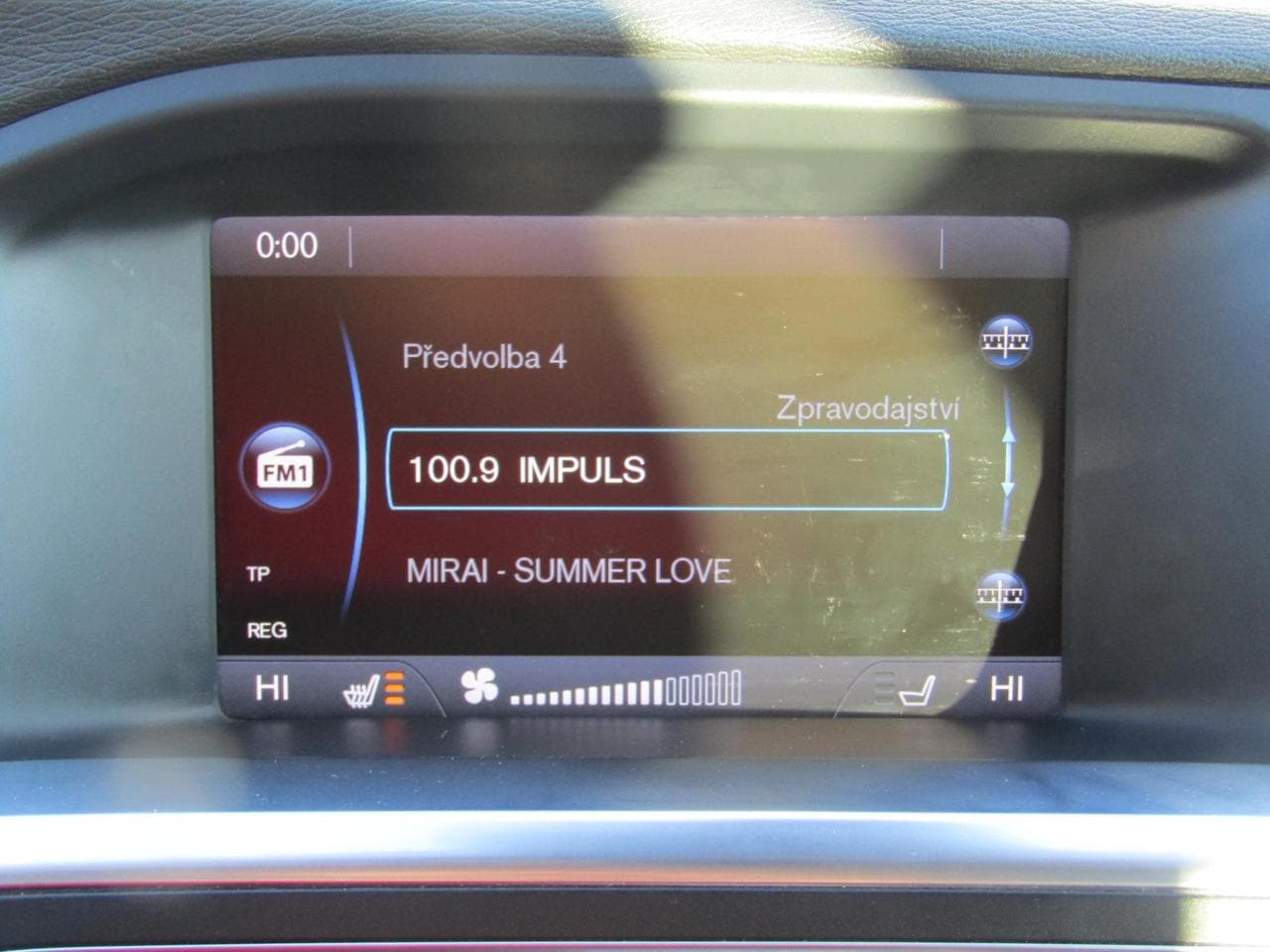 2011 Volvo V60 - 13