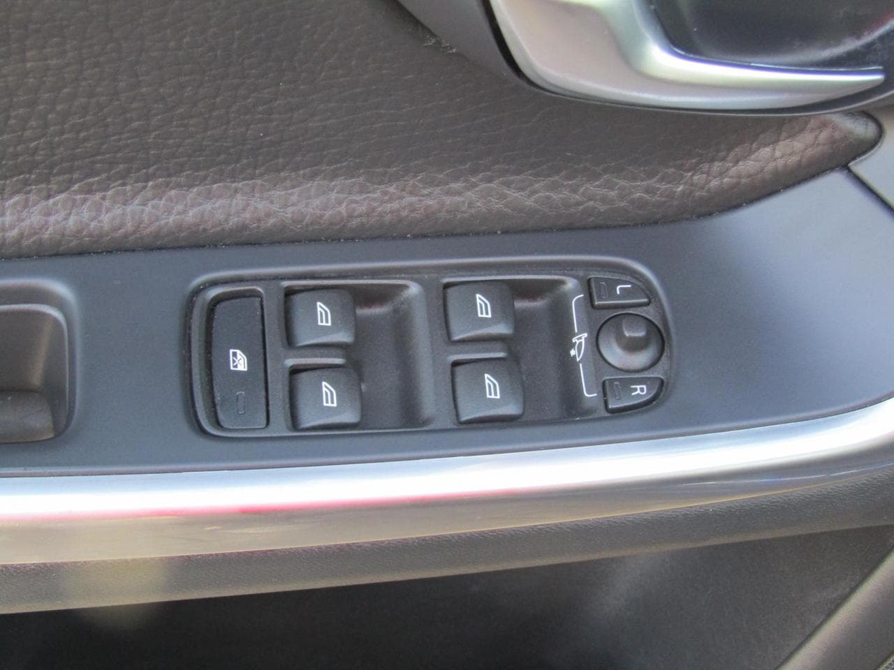 2011 Volvo V60 - 11