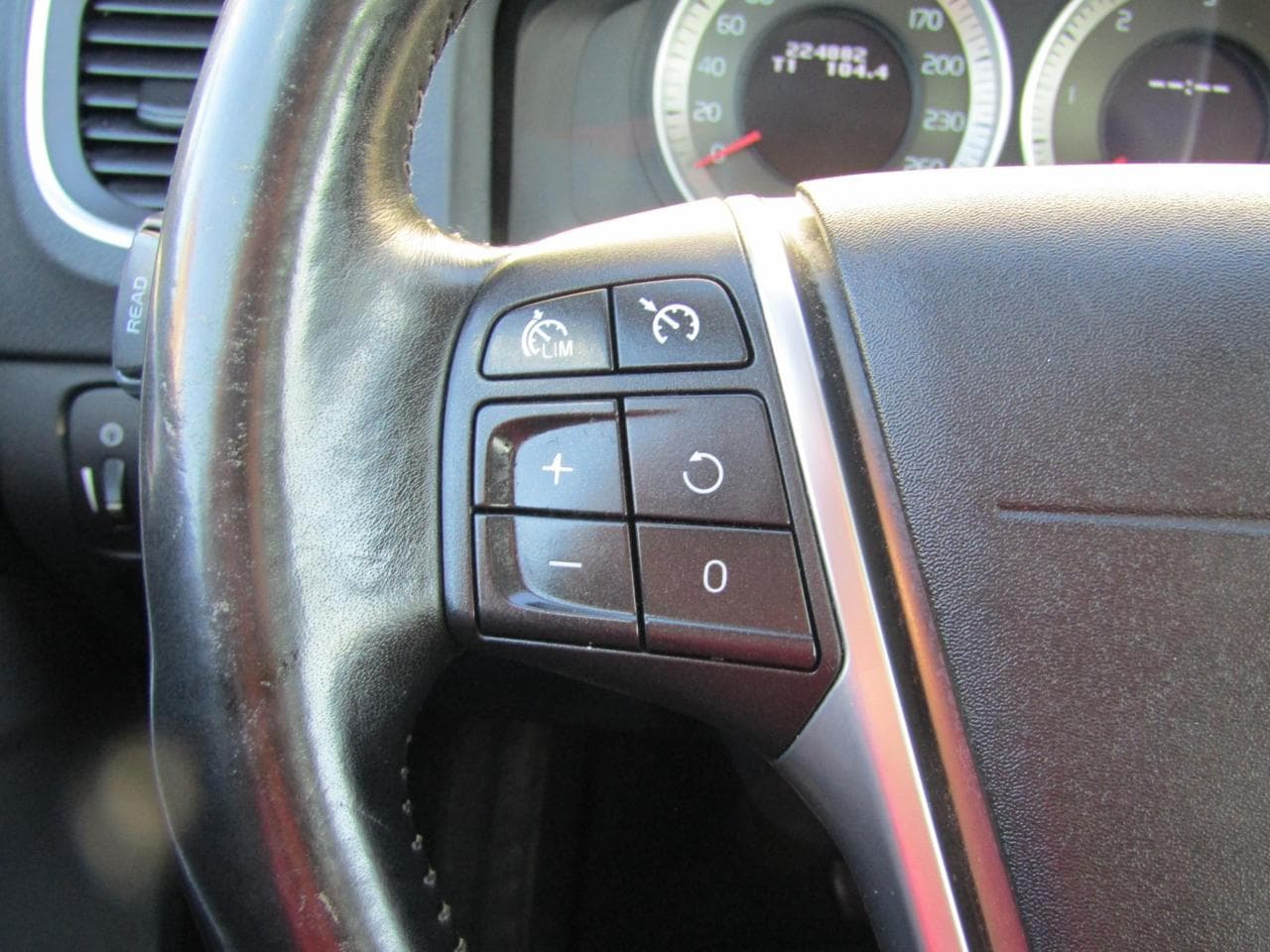 2011 Volvo V60 - 17