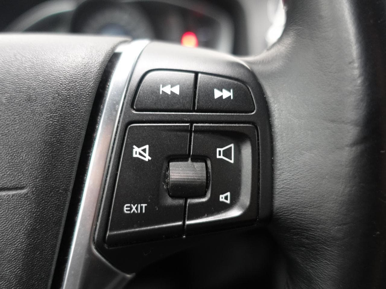 2014 Volvo V60 - 16