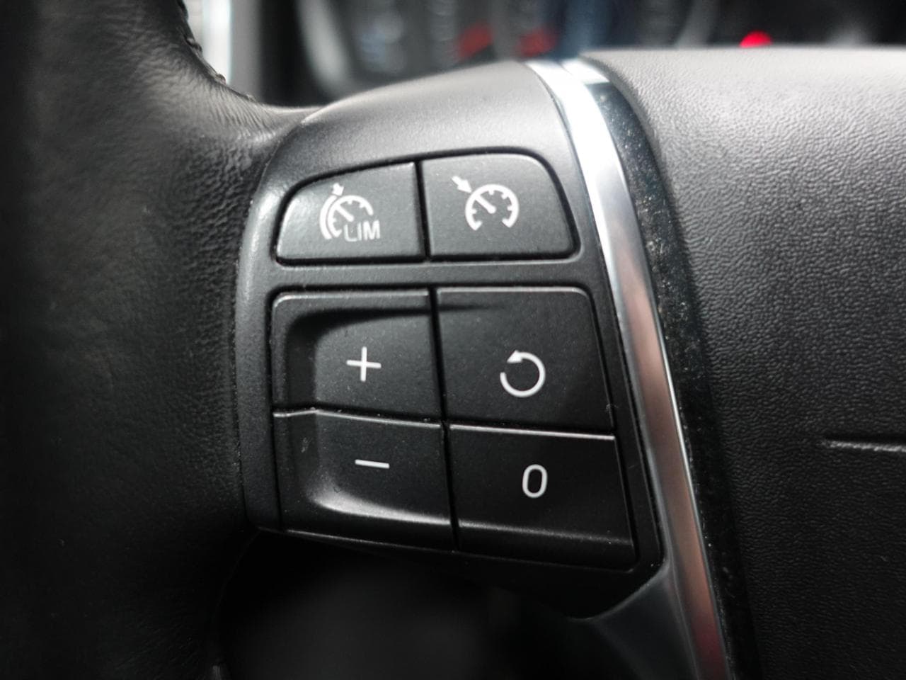 2014 Volvo V60 - 15