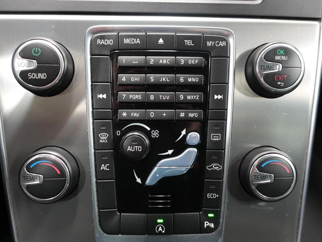 2014 Volvo V60 - 18