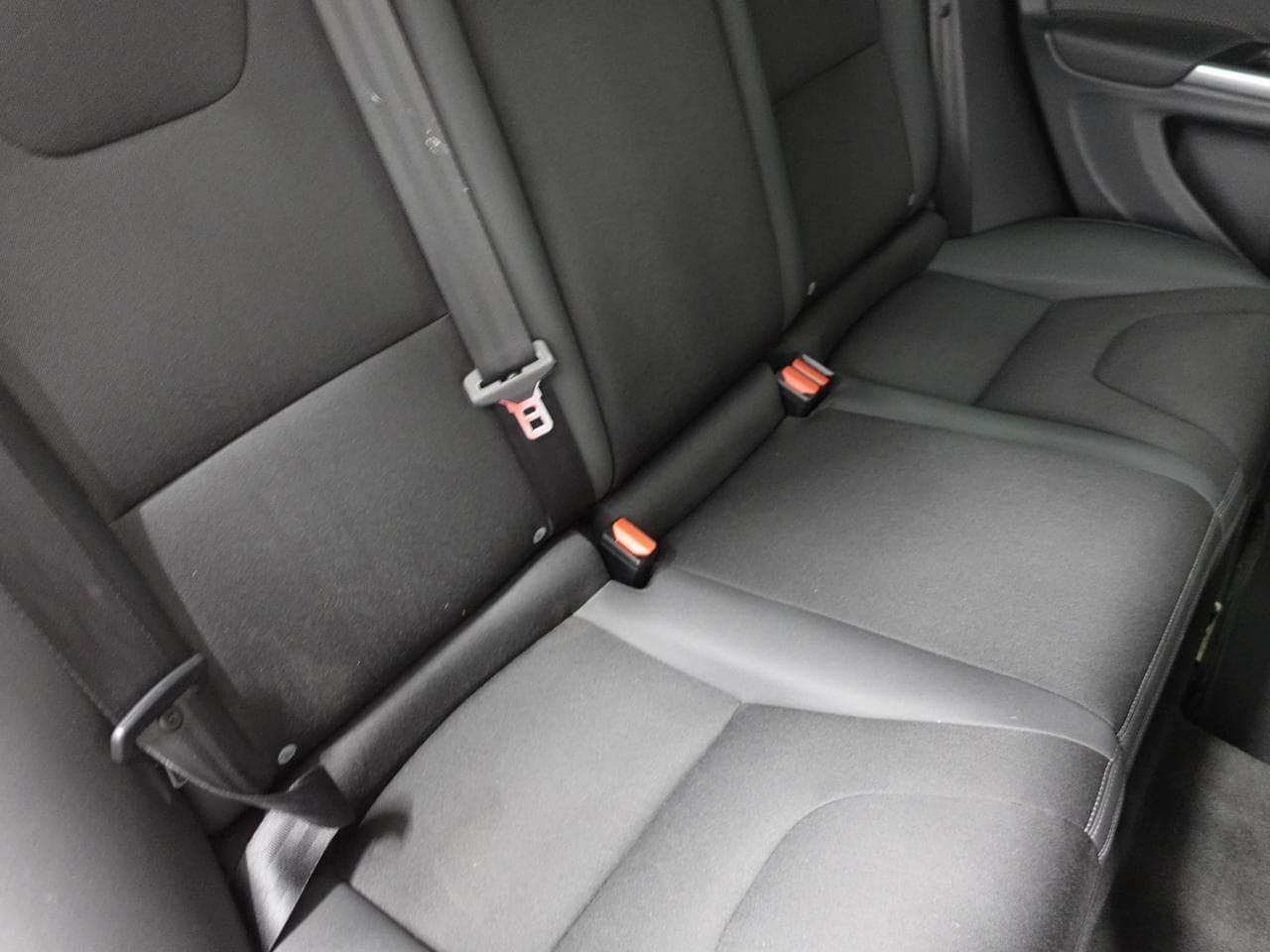 2014 Volvo V60 - 12