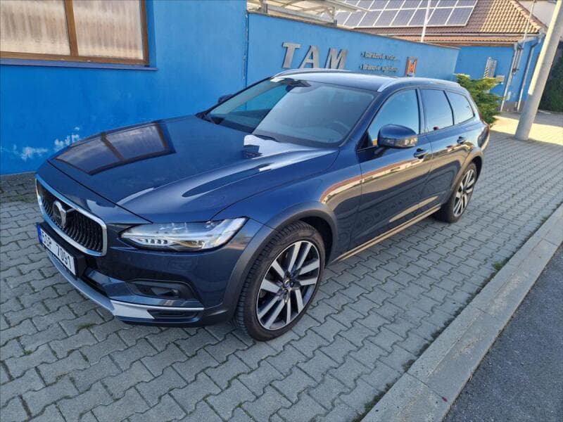 2021 Volvo V90