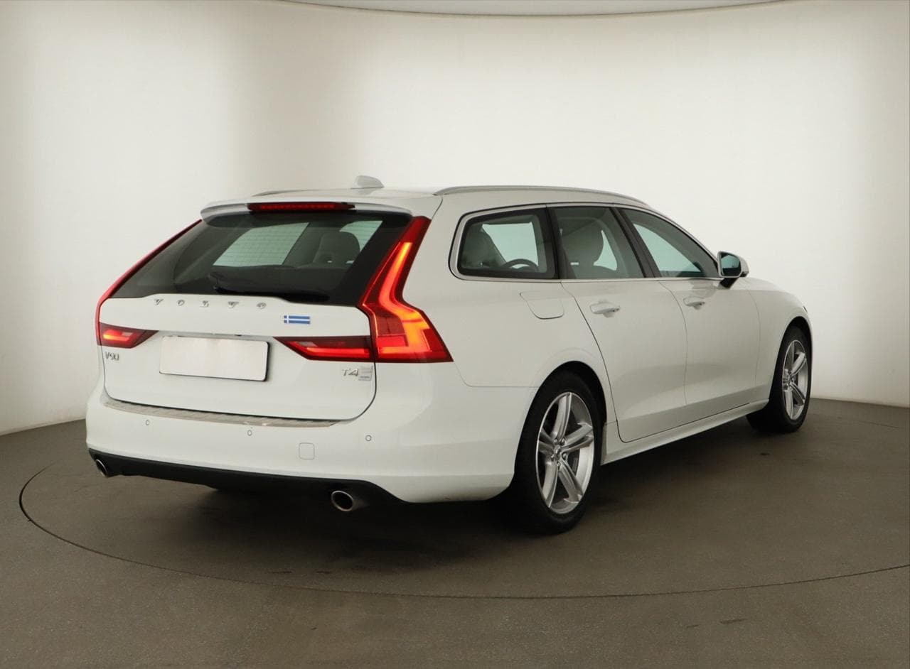 2018 Volvo V90 - 7