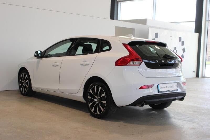2019 Volvo V40 - 3