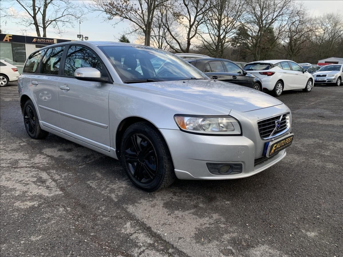 2010 Volvo V50 - 5