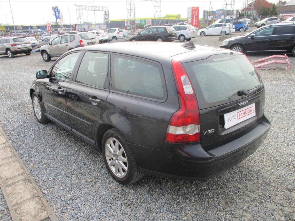 2006 Volvo V50 - 11