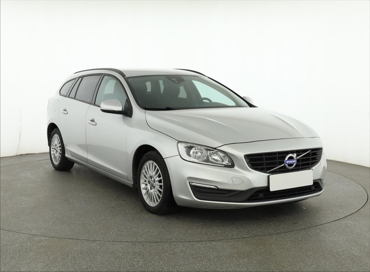 Volvo V60 D3 2.0 110kW kombi