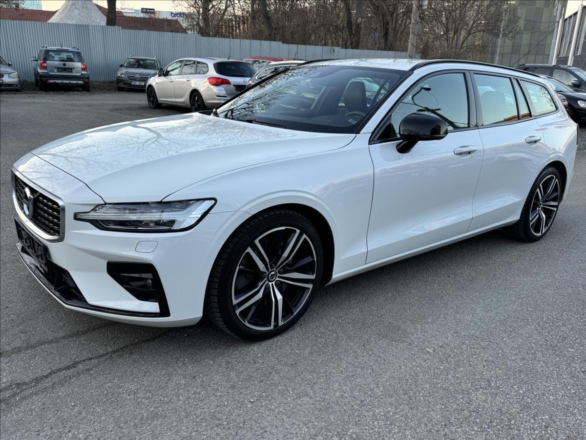 2020 Volvo V60 - 15