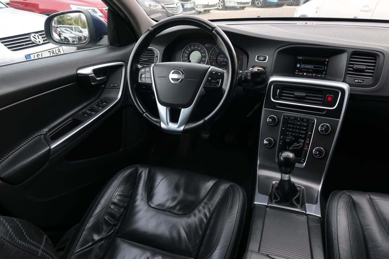 2013 Volvo V60 - 9