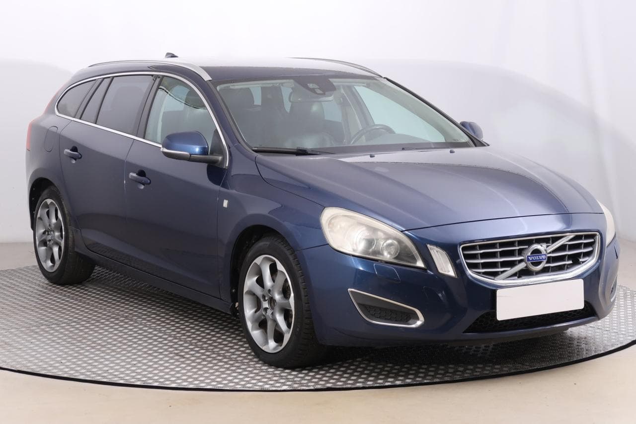 Volvo V60 D4 2.0 120kW kombi
