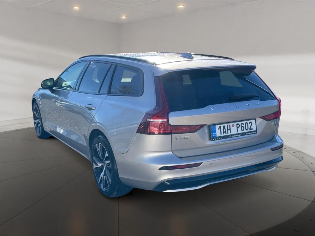 2024 Volvo V60 - 4